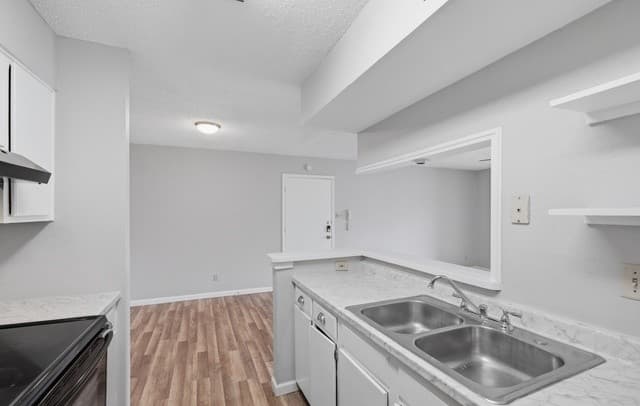 1819 Babcock Unit 411, San Antonio, TX 78229 — photo 10
