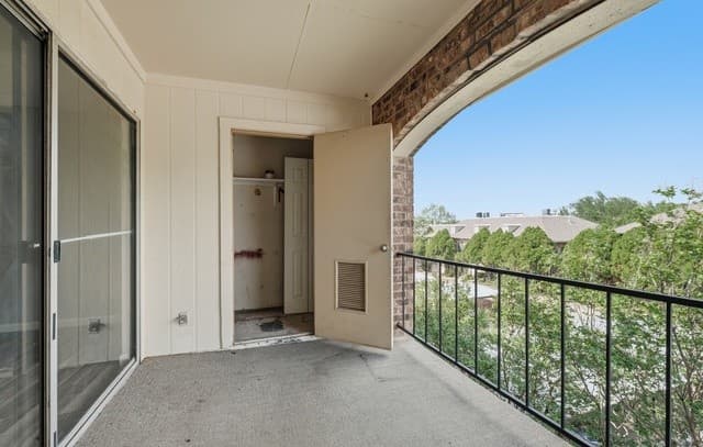 1819 Babcock Unit 411, San Antonio, TX 78229 — photo 17