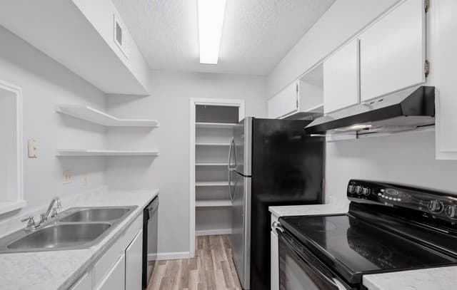 1819 Babcock Unit 411, San Antonio, TX 78229 — photo 8