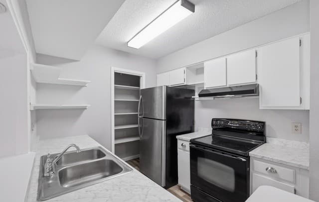 1819 Babcock Unit 411, San Antonio, TX 78229 — photo 9
