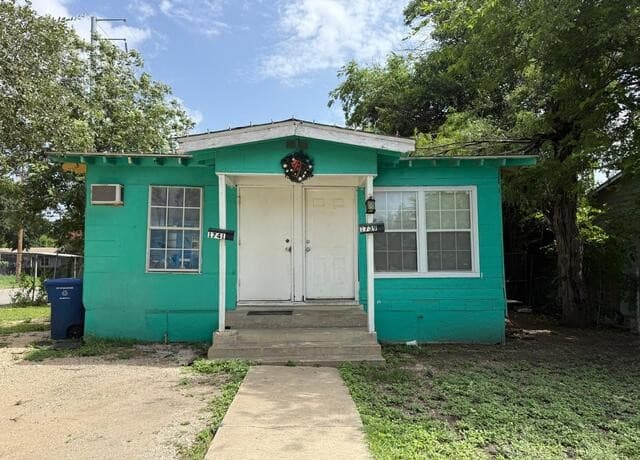 1741  Sacramento