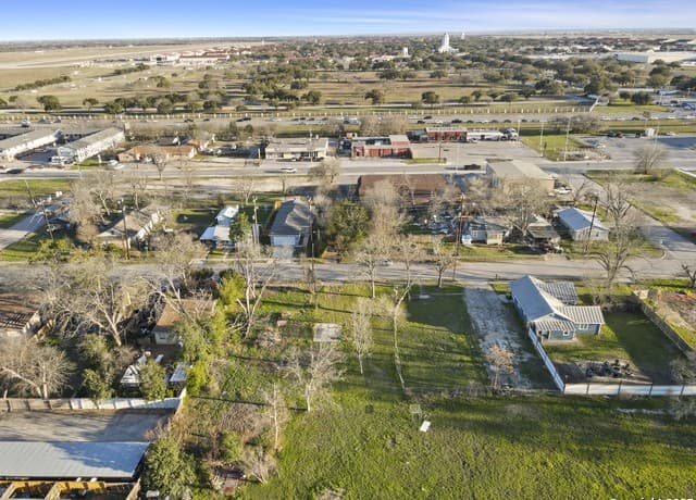 217 E Lindbergh Blvd, Universal City, TX 78148 — photo 23