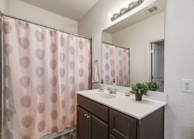 27015  Oleander Chase, Boerne, TX 78015 — photo 16