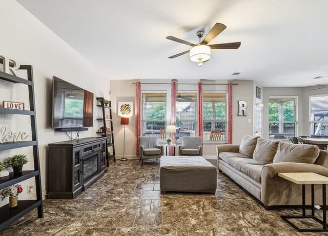 27015  Oleander Chase, Boerne, TX 78015 — photo 4
