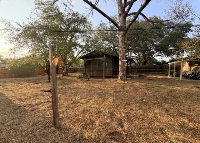 613  Val Verde Dr, Pleasanton, TX 78064 — photo 5