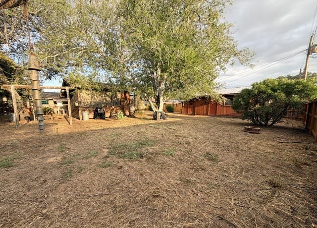 613  Val Verde Dr, Pleasanton, TX 78064 — photo 6