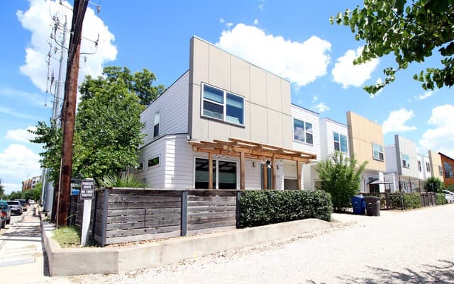 236 E Cevallos Unit UNIT 101