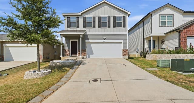 4925  Hallies Garden, St Hedwig, TX 78152 — photo 4