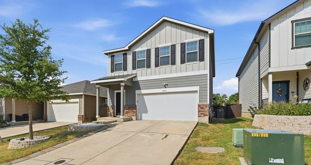 4925  Hallies Garden, St Hedwig, TX 78152 — photo 7