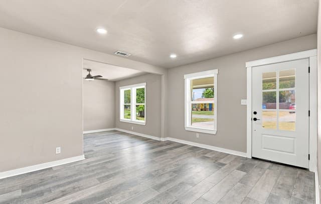 15100  Norvell St, Lytle, TX 78052 — photo 11