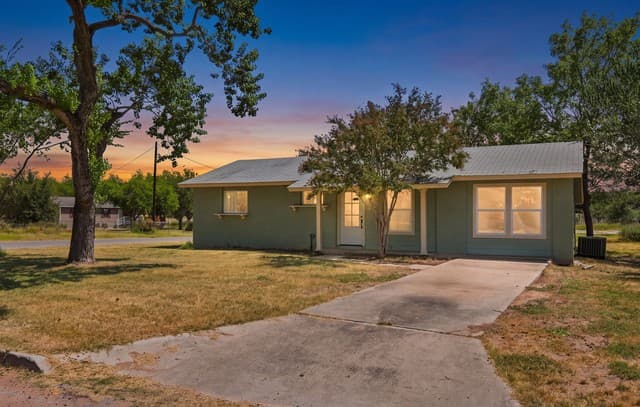 15100  Norvell St, Lytle, TX 78052 — photo 3