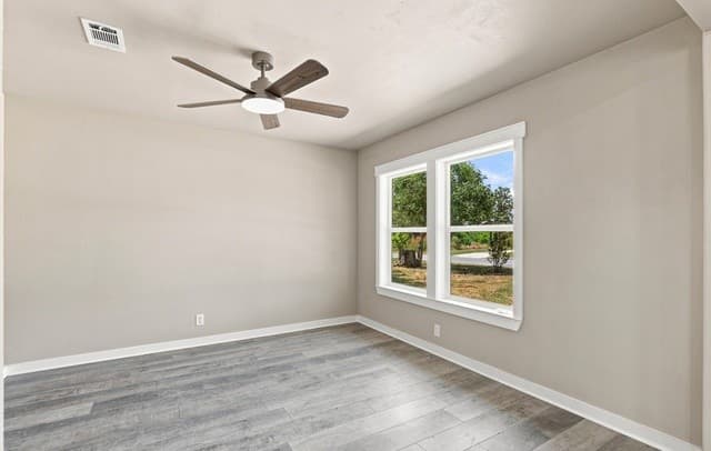 15100  Norvell St, Lytle, TX 78052 — photo 9
