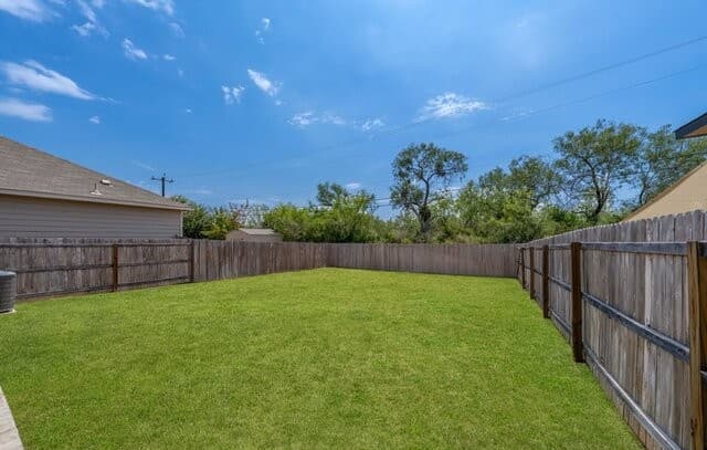 3250  Comanche Crossing, San Antonio, TX 78224 — photo 3