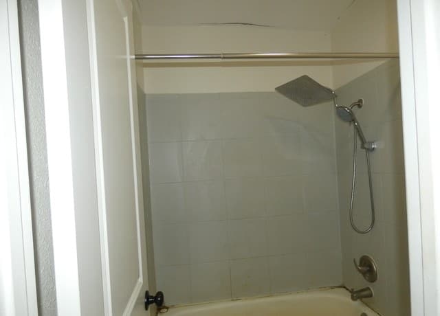 6806  Laguna Verde, San Antonio, TX 78239 — photo 13