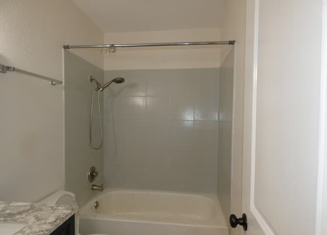 6806  Laguna Verde, San Antonio, TX 78239 — photo 23