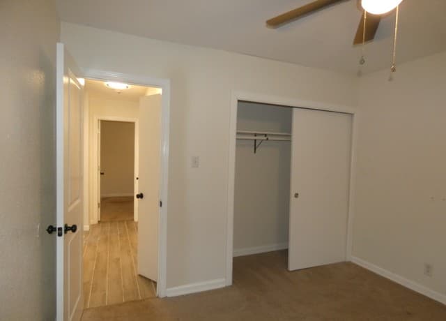 6806  Laguna Verde, San Antonio, TX 78239 — photo 25
