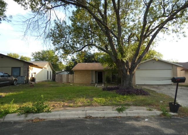 6806  Laguna Verde, San Antonio, TX 78239 — photo 4