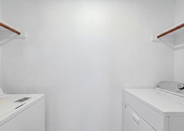 7851  Nessie Trl, San Antonio, TX 78227 — photo 23
