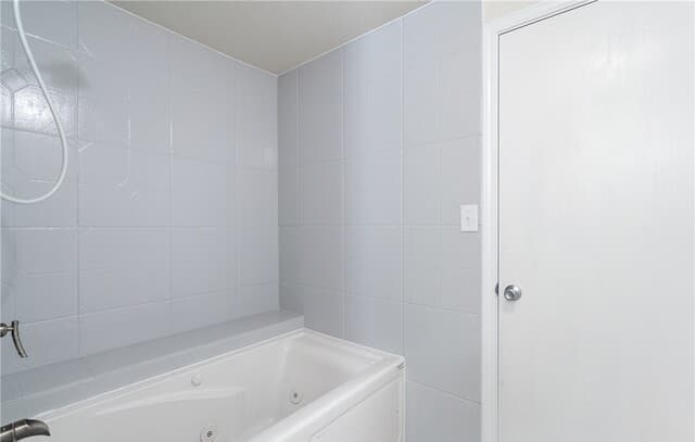404  Valley Ridge, Canyon Lake, TX 78133 — photo 13