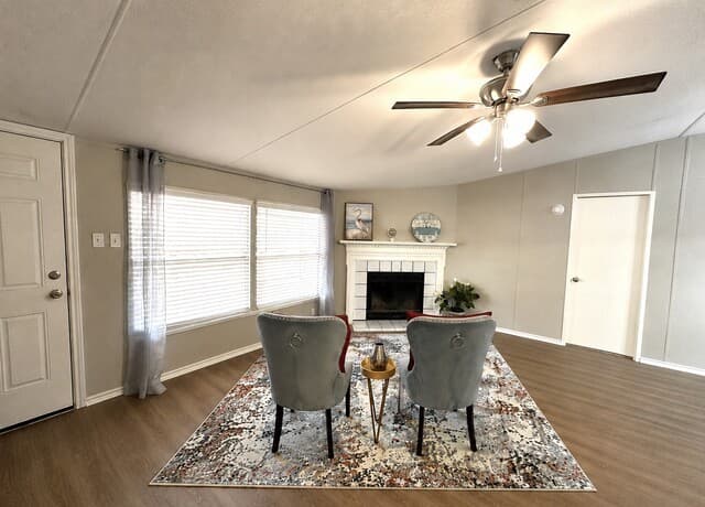 7939  Whartons Dock Rd, Bandera, TX 78003 — photo 2