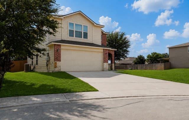 3607  Friendly Acres, Schertz, TX 78154 — photo 2