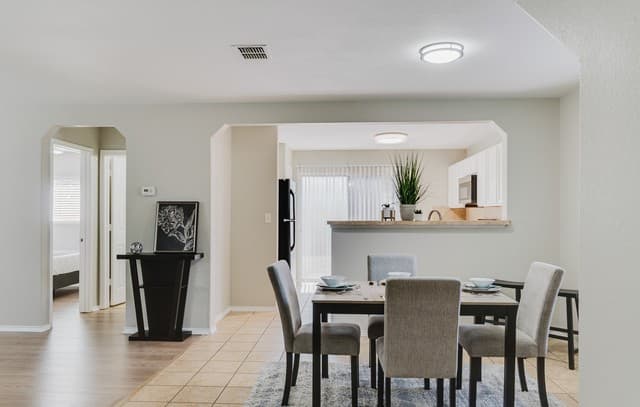 3607  Friendly Acres, Schertz, TX 78154 — photo 6