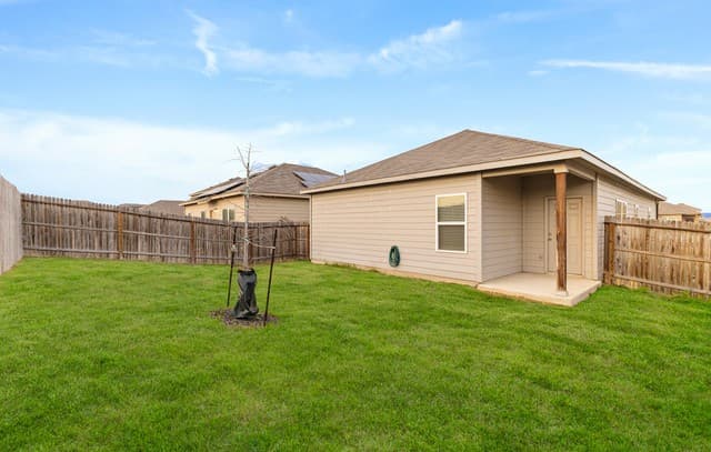 14631  Stirrup Trce, Elmendorf, TX 78112 — photo 21