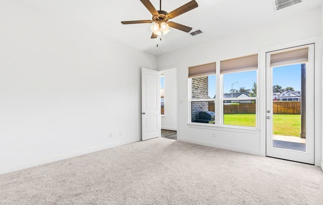 145 W Magnolia Cir, La Vernia, TX 78121 — photo 17