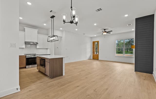 105  Tempranillo Ter, La Vernia, TX 78121 — photo 12