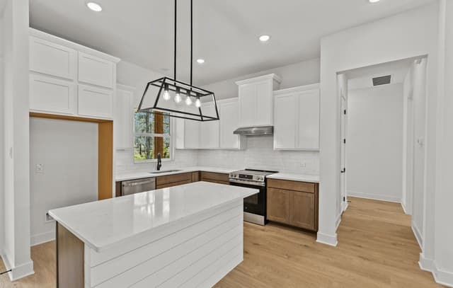 105  Tempranillo Ter, La Vernia, TX 78121 — photo 7