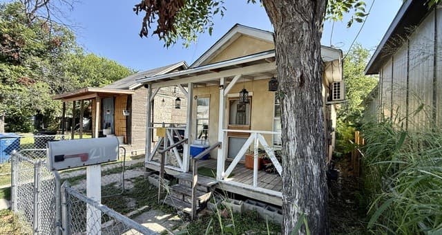 211  Rehmann, San Antonio, TX 78204 — photo 4