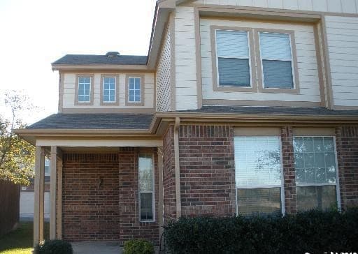 2505  Grayson Way