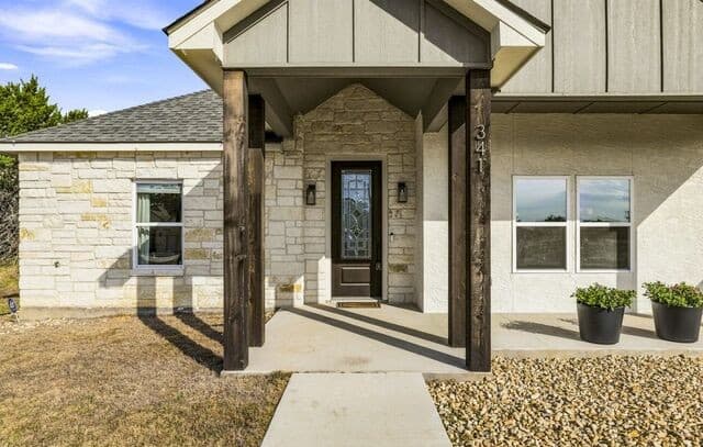 341  Park Rd, Bandera, TX 78003 — photo 4