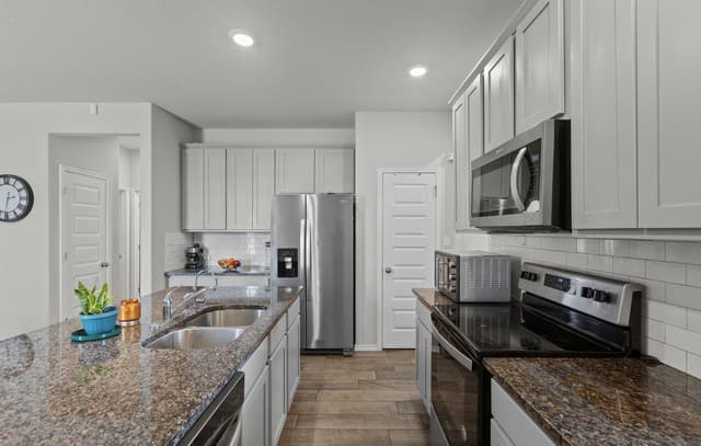 7702  Prescott Pl, San Antonio, TX 78218 — photo 18