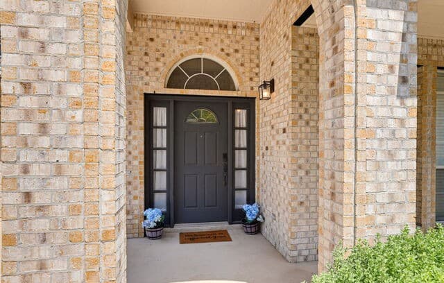 27  Fonthill Way, San Antonio, TX 78218 — photo 3