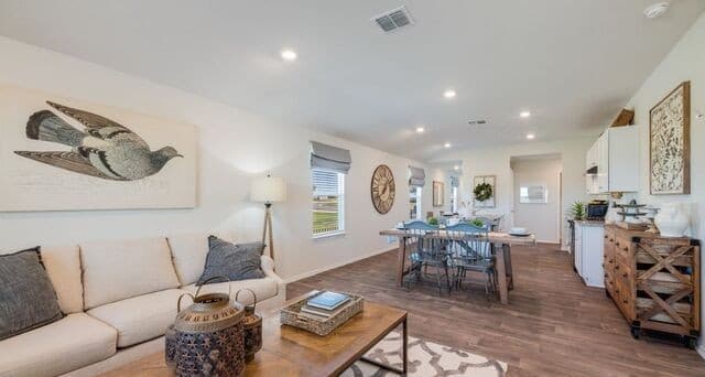 5926  Basalt Bay, San Antonio, TX 78222 — photo 10