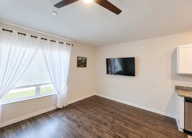 9717  Ebony Pl, San Antonio, TX 78223 — photo 17