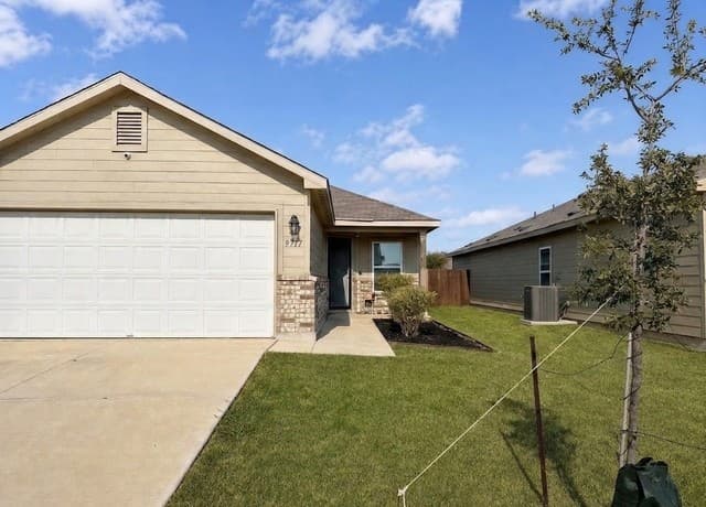 9717  Ebony Pl, San Antonio, TX 78223 — photo 2