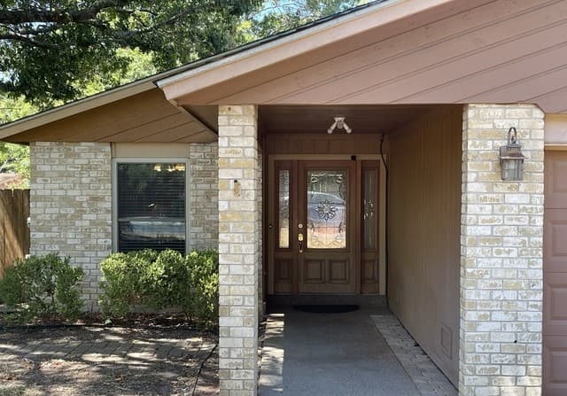4334  Hollow Hill Dr, San Antonio, TX 78217 — photo 2