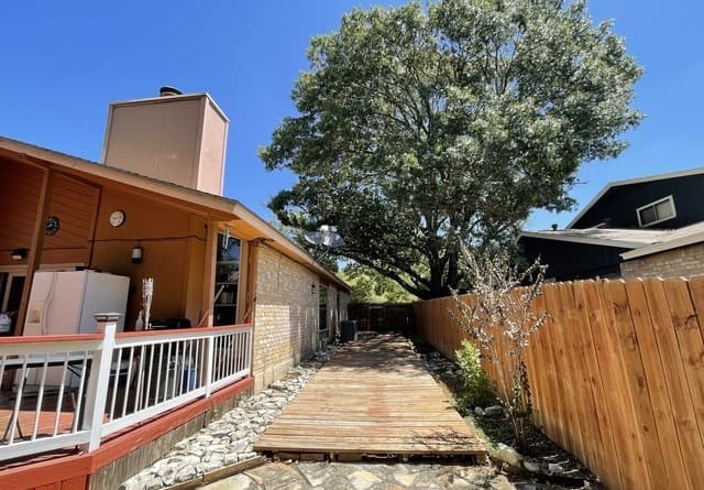 4334  Hollow Hill Dr, San Antonio, TX 78217 — photo 4
