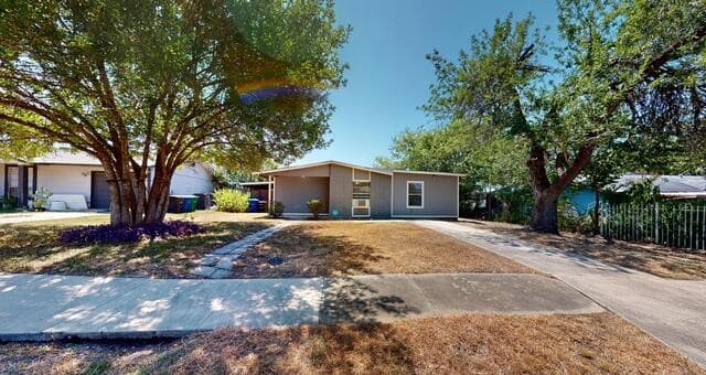 8826  Cape Valley St