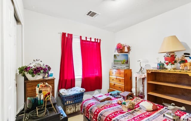 3827  Mistflower Dr, Converse, TX 78109 — photo 10