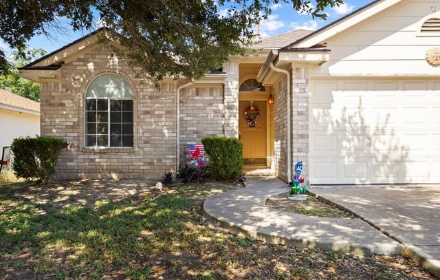 3827  Mistflower Dr, Converse, TX 78109 — photo 2