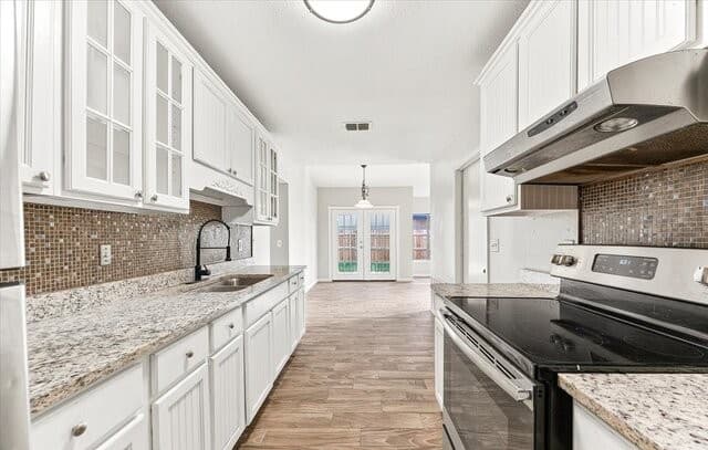 7906  Laurel Bnd, San Antonio, TX 78250 — photo 13