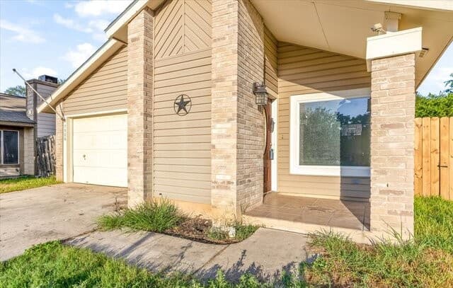 7906  Laurel Bnd, San Antonio, TX 78250 — photo 2
