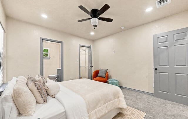 2410  Lee Hall, San Antonio, TX 78201 — photo 18