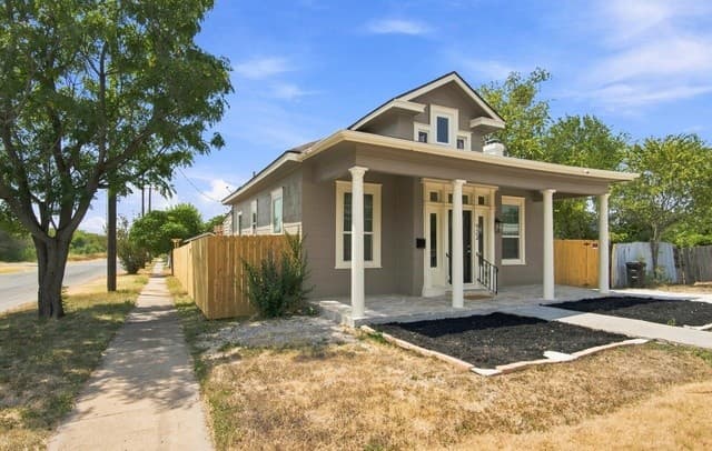 923  Saint Anthony Ave, San Antonio, TX 78210 — photo 2