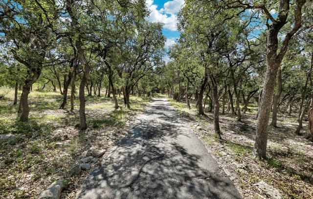 1202  Flagstone Dr., San Antonio, TX 78260 — photo 3