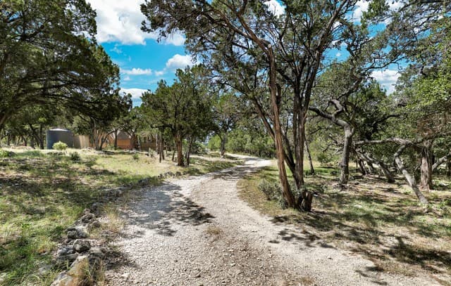 1202  Flagstone Dr., San Antonio, TX 78260 — photo 4