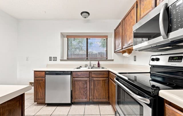 9314  Autumn Storm, San Antonio, TX 78254 — photo 3
